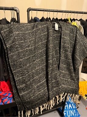 Woolrich Black & White Textured Fringe Wool Blend Poncho